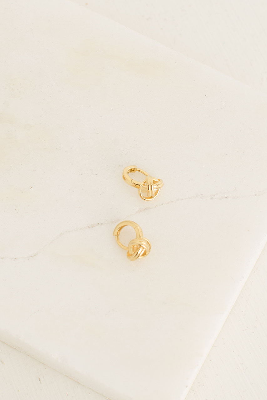 Mevecco 18K Gold Plated Huggie Earrings with Shining Cubic Zriconia  Geometry Beads Star Hoop Earrings for Women - Walmart.com